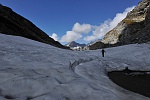 Superiamo il nevaio più grosso.....